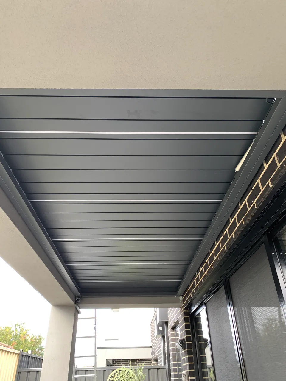 Louver pergola installation detail
