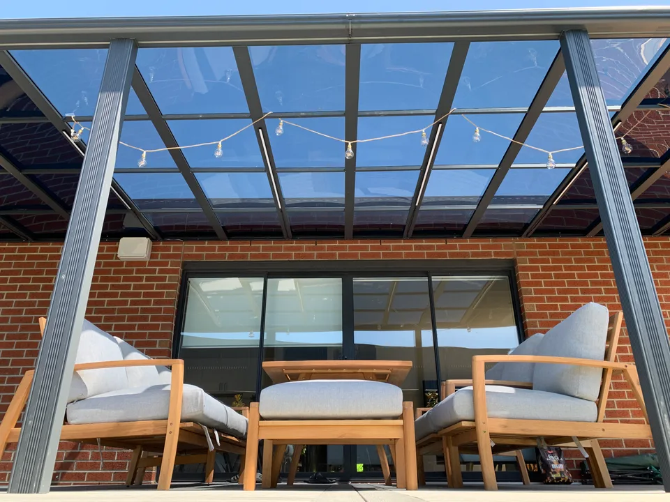 Front supports, Clearview roof frame and adjoining glazed living-room opening